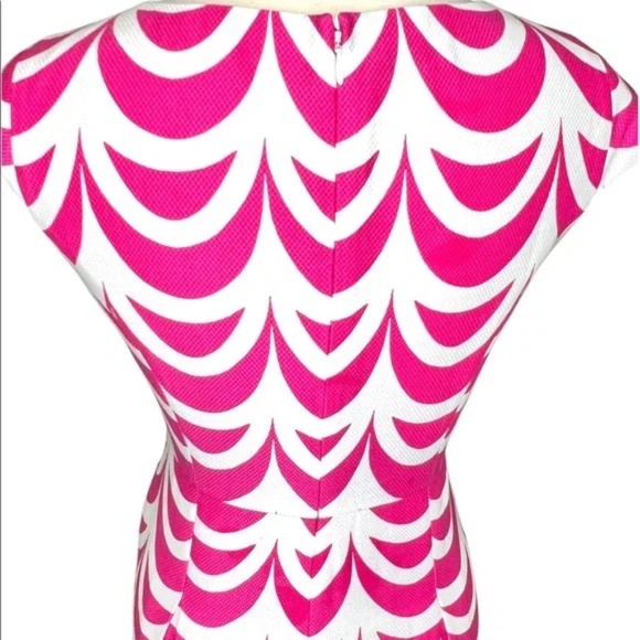 TALBOTS Geo Scallop Cap Sleeve Fit & Flare Pleated Dress Pink/White 6 - Picture 14 of 14